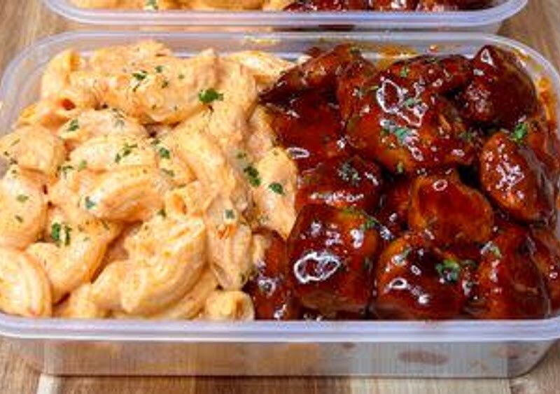 Honey BBQ Chicken Mac & Cheese