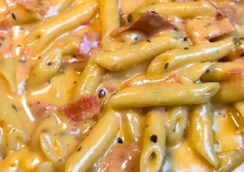 Pepperoni Pizza Mac N Cheese