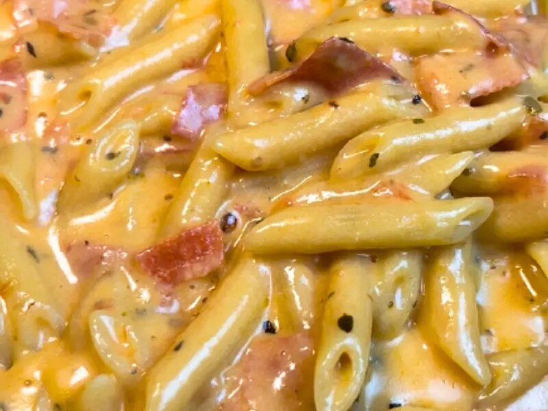 Pepperoni Pizza Mac N Cheese